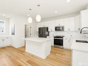 22503 70th Place W, Mountlake Terrace WA 98043