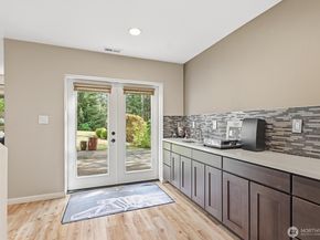 11720 201st Place NE, Redmond WA 98053