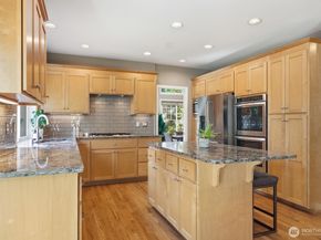11720 201st Place NE, Redmond WA 98053
