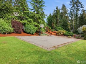 11720 201st Place NE, Redmond WA 98053