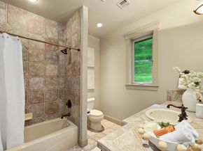 2112 104th Place SE, Bellevue WA 98004