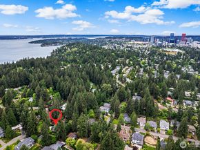 2112 104th Place SE, Bellevue WA 98004