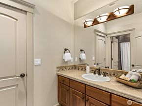 2112 104th Place SE, Bellevue WA 98004