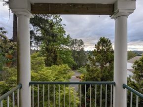 3990 129th Place SE C106, Bellevue WA 98006