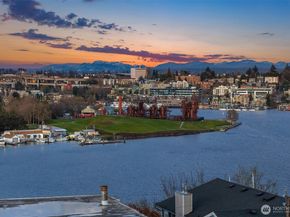 2565 Dexter Avenue N 401, Seattle WA 98109