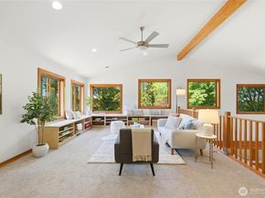 19946 47th Avenue NE, Lake Forest Park WA 98155