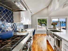 14208 Glen Acres Road SW, Vashon WA 98070