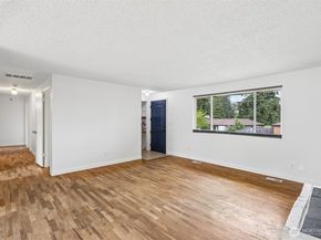 17226 129th Ave Se, Renton WA 98058