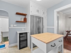 731 N 80th Street, Seattle WA 98103