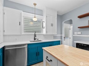 731 N 80th Street, Seattle WA 98103