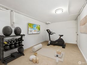 11019 NE 140th Street, Kirkland WA 98034