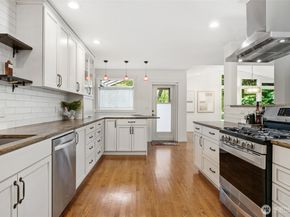 11019 NE 140th Street, Kirkland WA 98034
