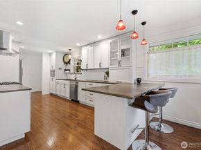 11019 NE 140th Street, Kirkland WA 98034