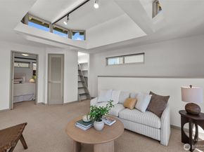2025 Fairview Avenue E E, Seattle WA 98102