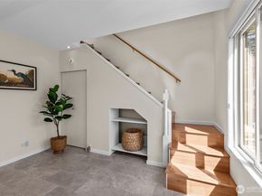 2025 Fairview Avenue E E, Seattle WA 98102