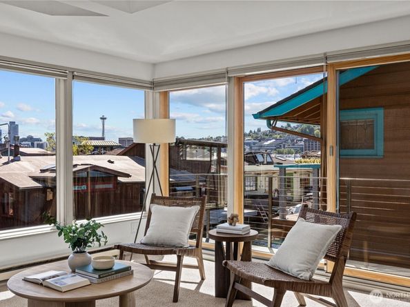 2025 Fairview Avenue E E, Seattle WA 98102