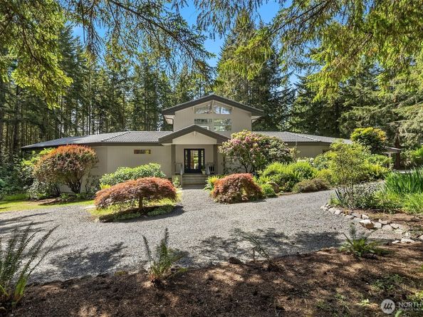 7575 NE New Brooklyn Road, Bainbridge Island WA 98110