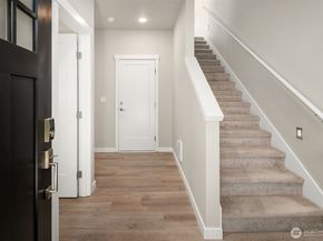 18829 67th Drive NE 1, Kenmore WA 98028