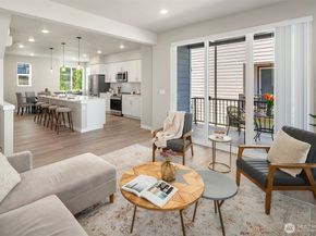 18829 67th Drive NE 1, Kenmore WA 98028