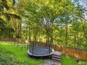 14102 SE 42nd Street, Bellevue WA 98006