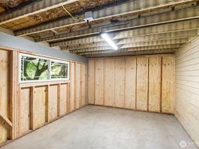 14102 SE 42nd Street, Bellevue WA 98006