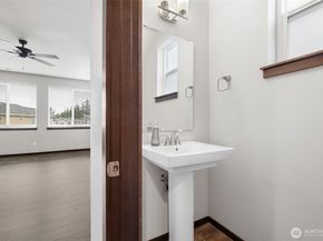 5171 Sophie Street, Bremerton WA 98312