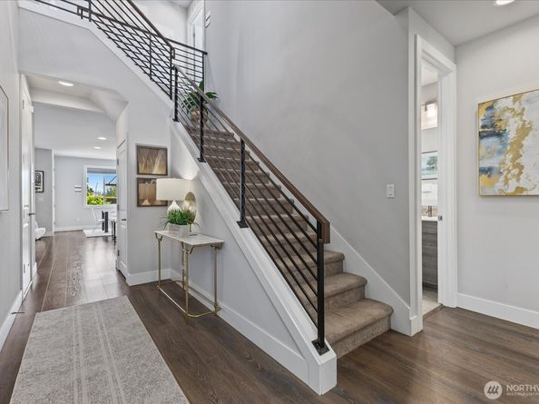 13006 135th Place NE, Kirkland WA 98034