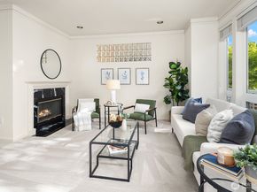 702 Kirkland Way 4, Kirkland WA 98033