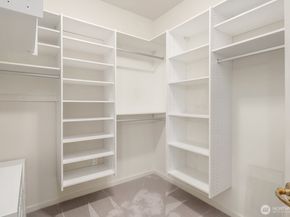 702 Kirkland Way 4, Kirkland WA 98033