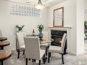 702 Kirkland Way 4, Kirkland WA 98033