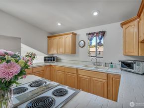 1808 Maple Lane 79, Kent WA 98030