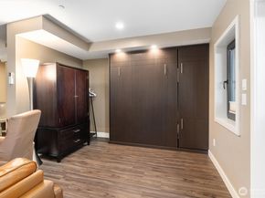 7337 151st Avenue NE, Redmond WA 98052