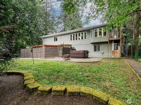 7337 151st Avenue NE, Redmond WA 98052