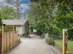 7337 151st Avenue NE, Redmond WA 98052