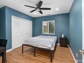 7337 151st Avenue NE, Redmond WA 98052