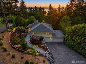 16311 25th Avenue SW, Burien WA 98166