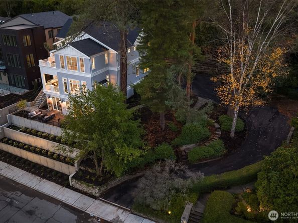 1031 McGilvra Blvd East, Seattle WA 98112