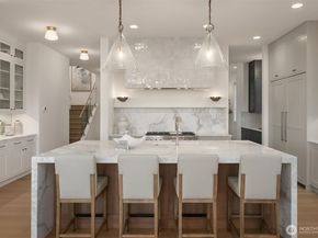 1031 McGilvra Blvd East, Seattle WA 98112