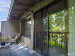 8521 S 259th Street B15, Kent WA 98030