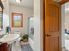 6944 SE Nelson Road, Olalla WA 98359