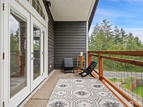 6944 SE Nelson Road, Olalla WA 98359