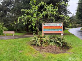 2118 W Ruffner Street, Seattle WA 98199