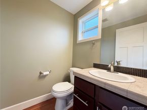 2118 W Ruffner Street, Seattle WA 98199