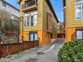 2118 W Ruffner Street, Seattle WA 98199