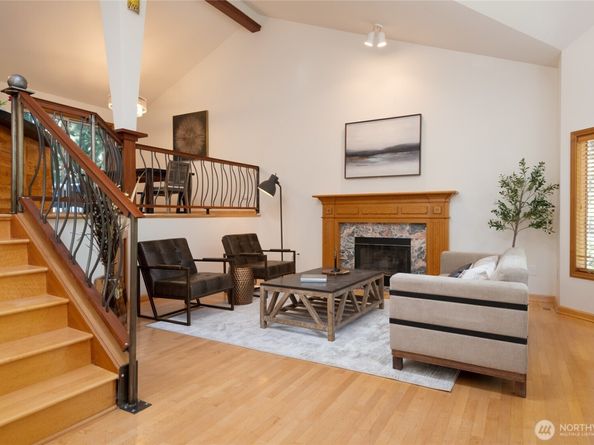 8608 Main Street, Edmonds WA 98026