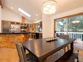 8608 Main Street, Edmonds WA 98026