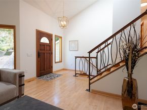 8608 Main Street, Edmonds WA 98026