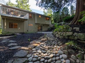 8608 Main Street, Edmonds WA 98026