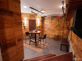 8608 Main Street, Edmonds WA 98026