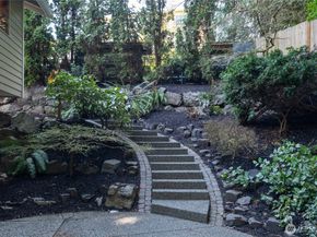 8608 Main Street, Edmonds WA 98026